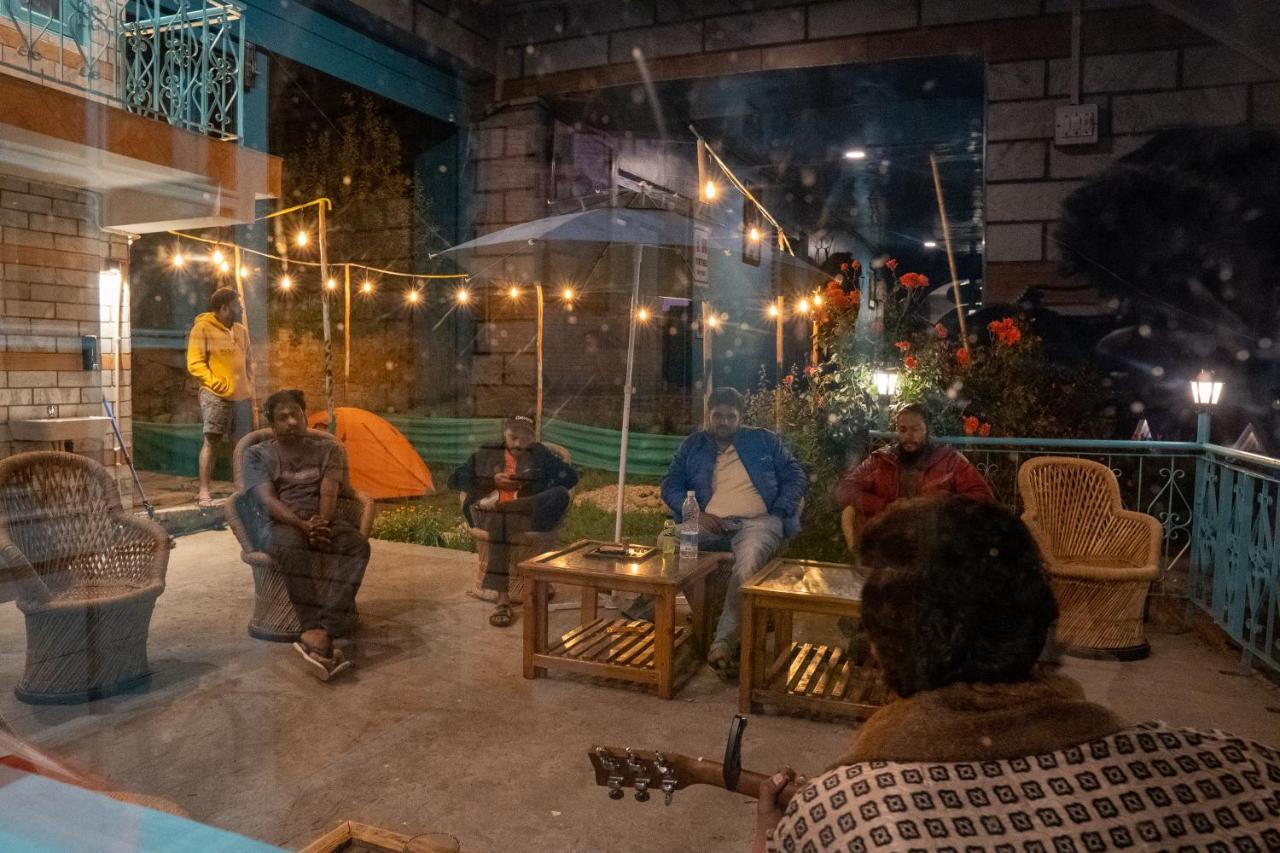 Albergue The Vagabond Manali Exterior foto